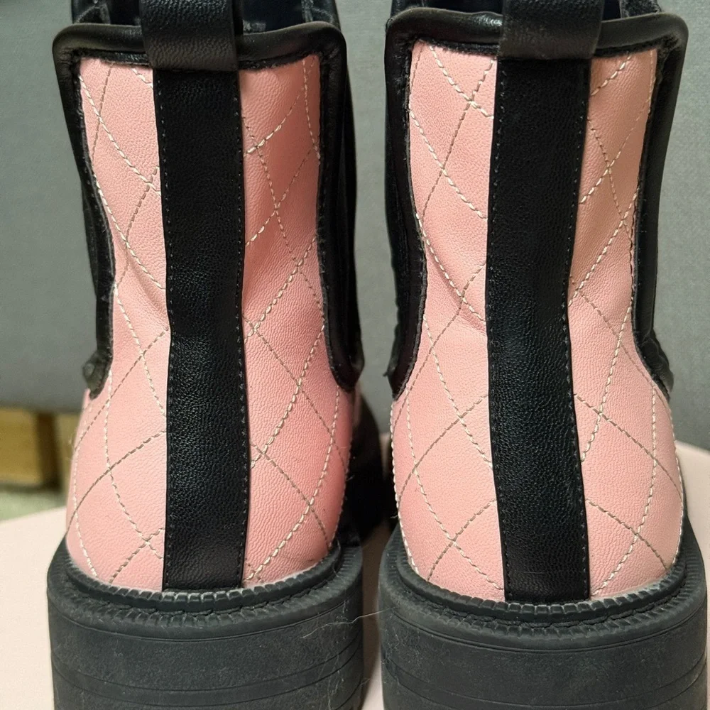 LIKE NEW Sam Edelman Little and Big Girls Lucianna Quilt Moto Boot